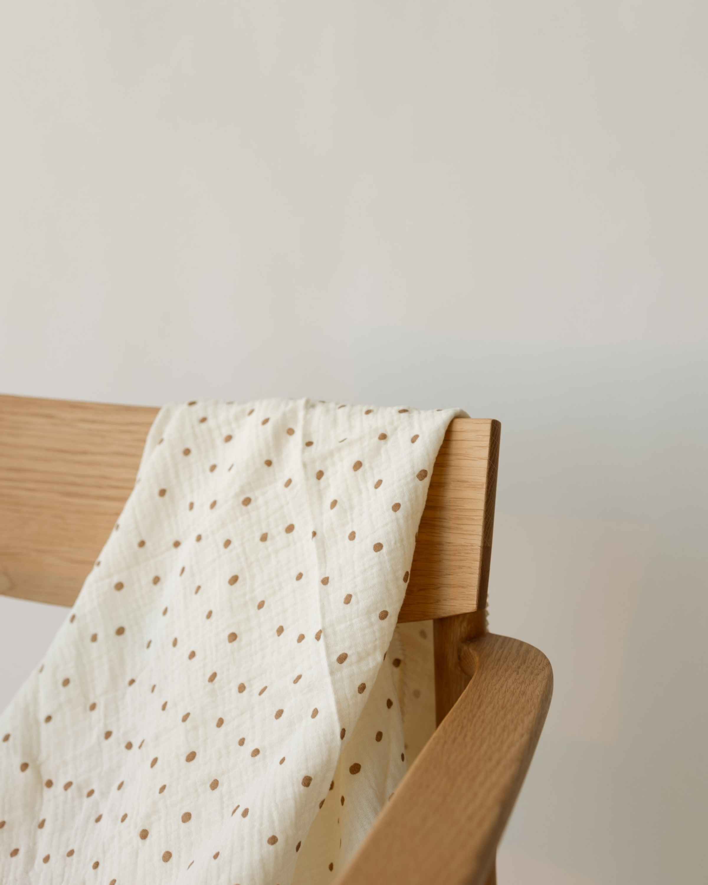 Double-Layer Cotton Muslin Swaddle Blanket – Tan Polka Dot