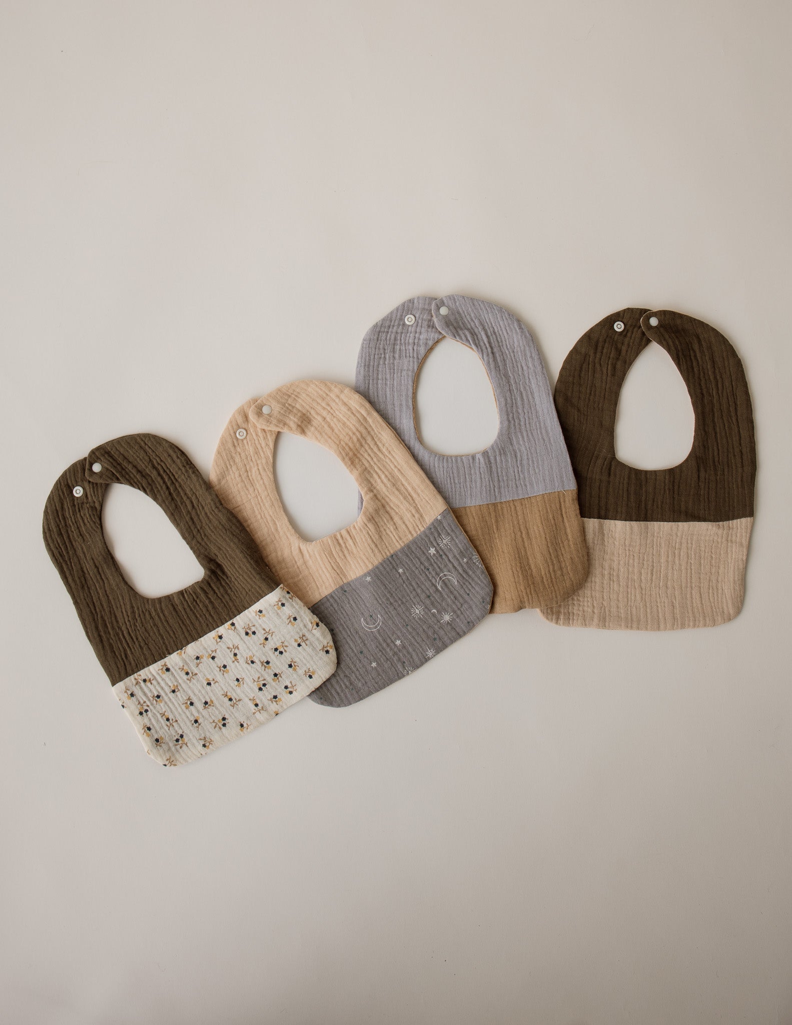 Baby Bib - Beige & Grey Stars