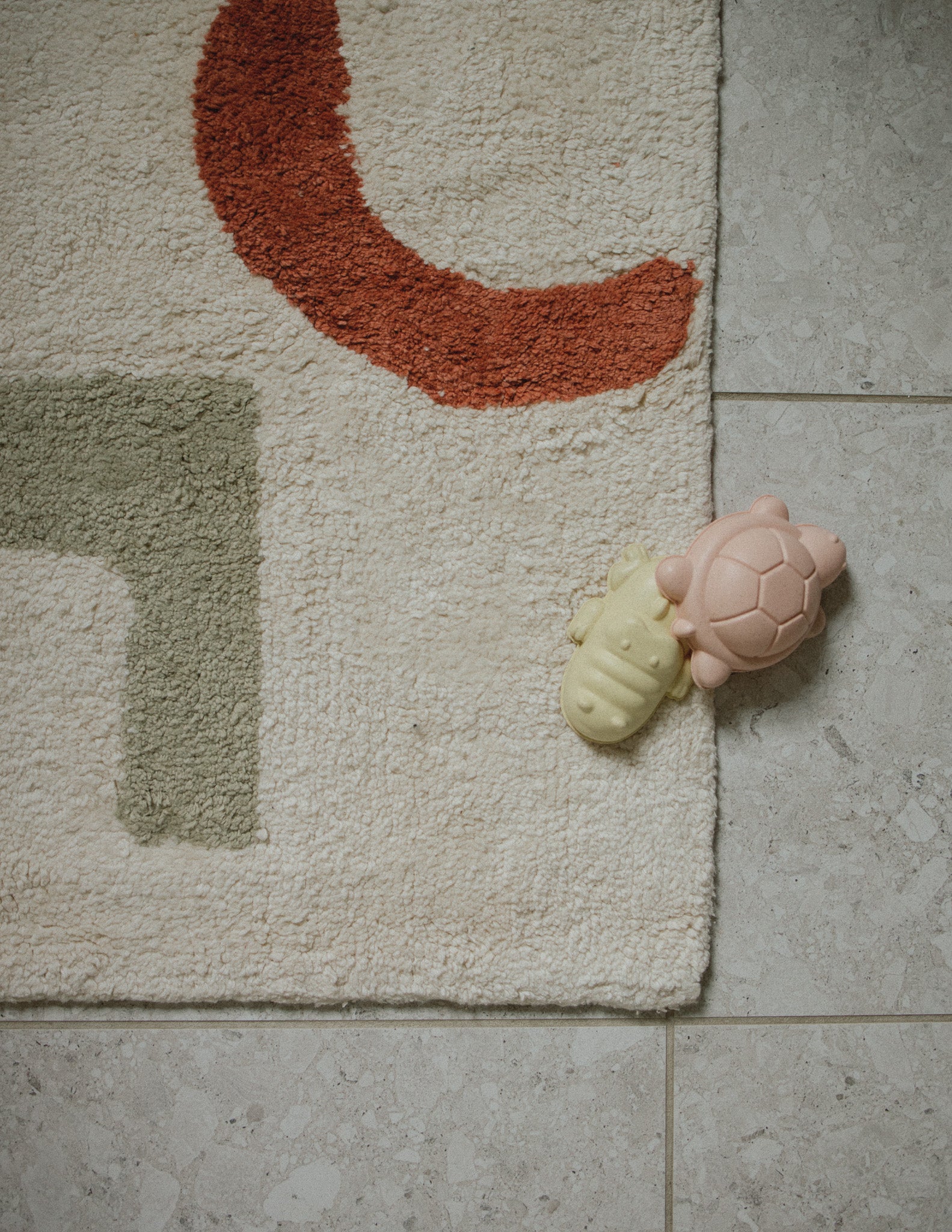 Abstract Shapes Tufted Bath Mat