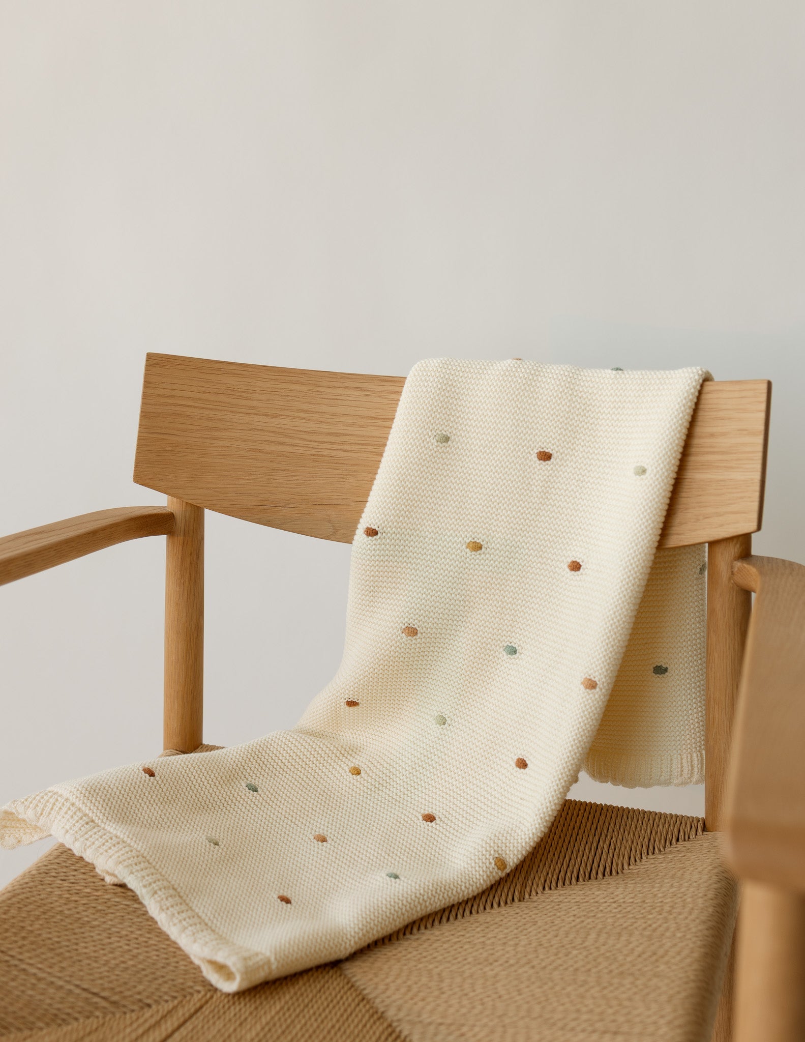 Pom-Pom Cotton Baby Blanket