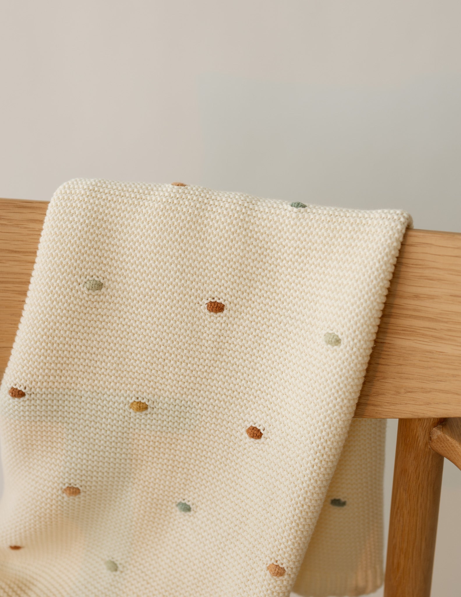 Pom-Pom Cotton Baby Blanket