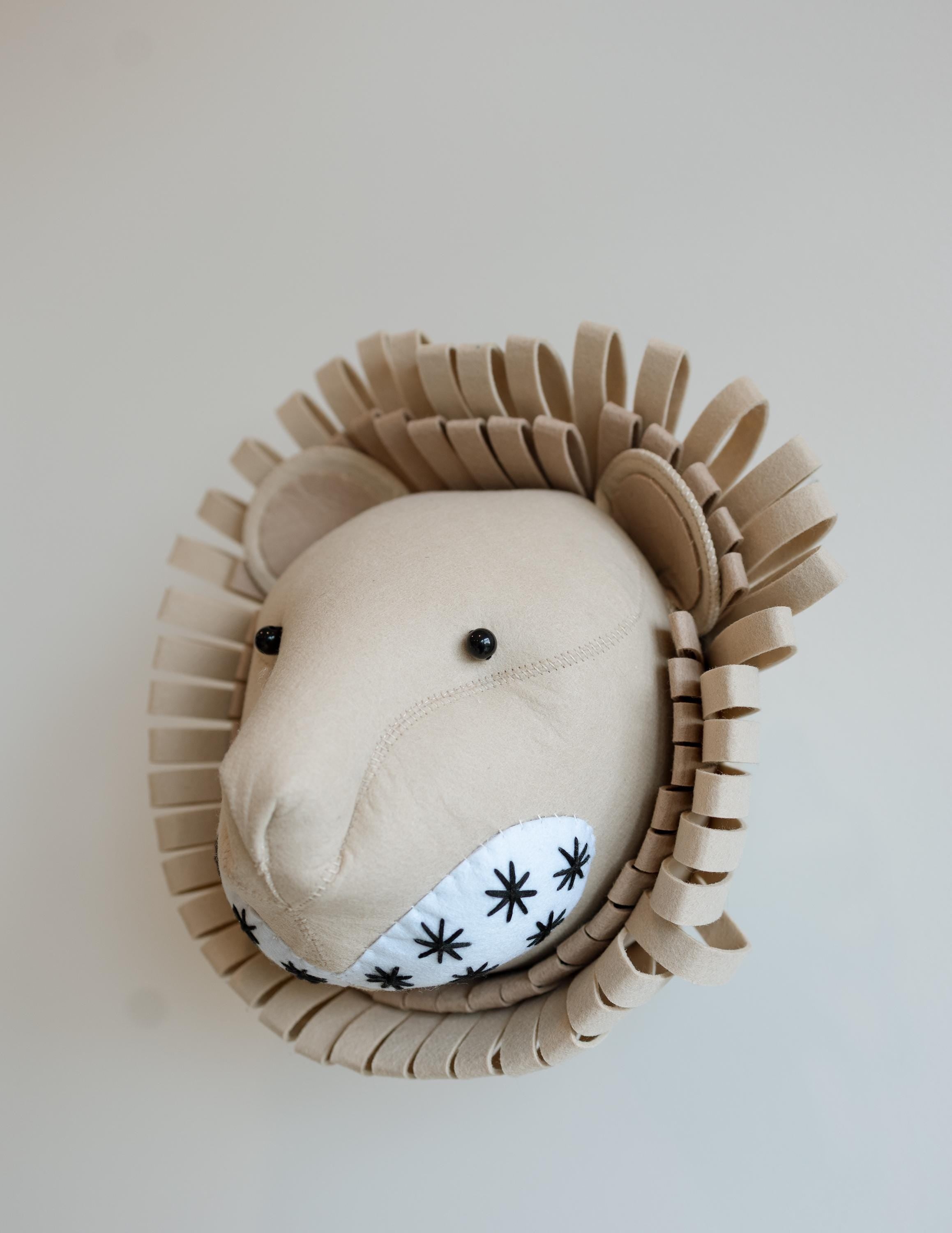 Leo the Lion – Felt Animal Wall Mount