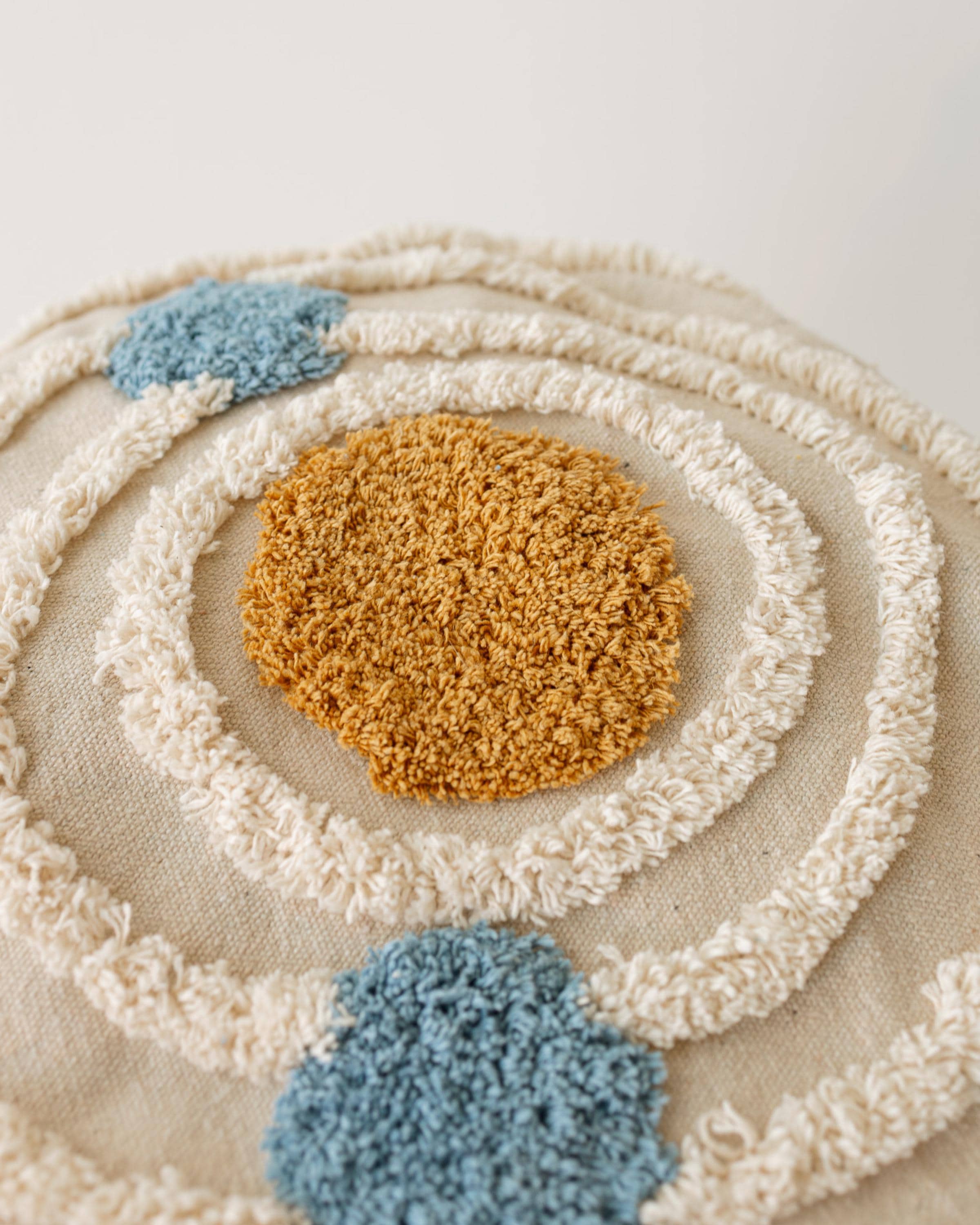 Orbit Play Pouf