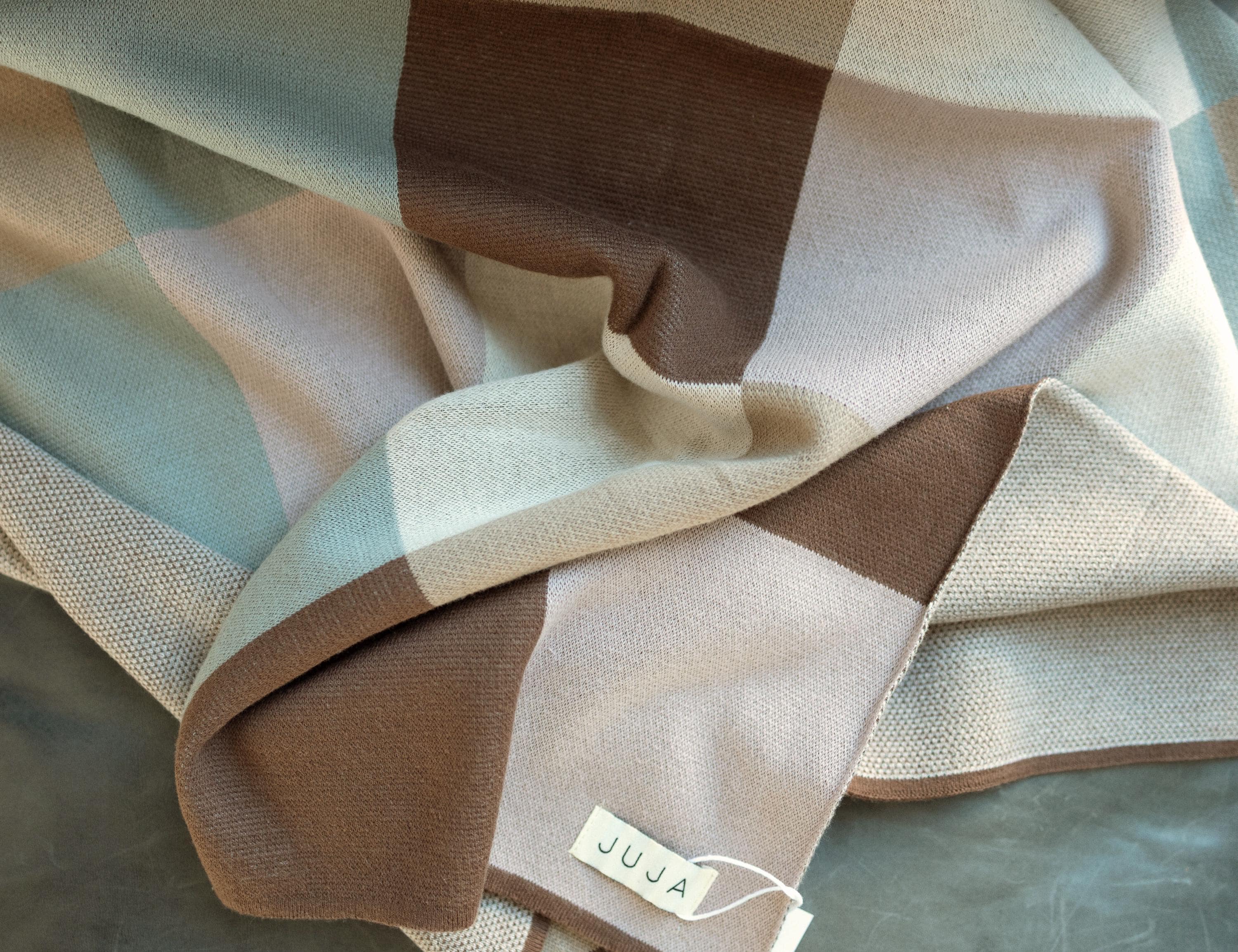 Neutral Checkered Cotton Knit Baby Blanket