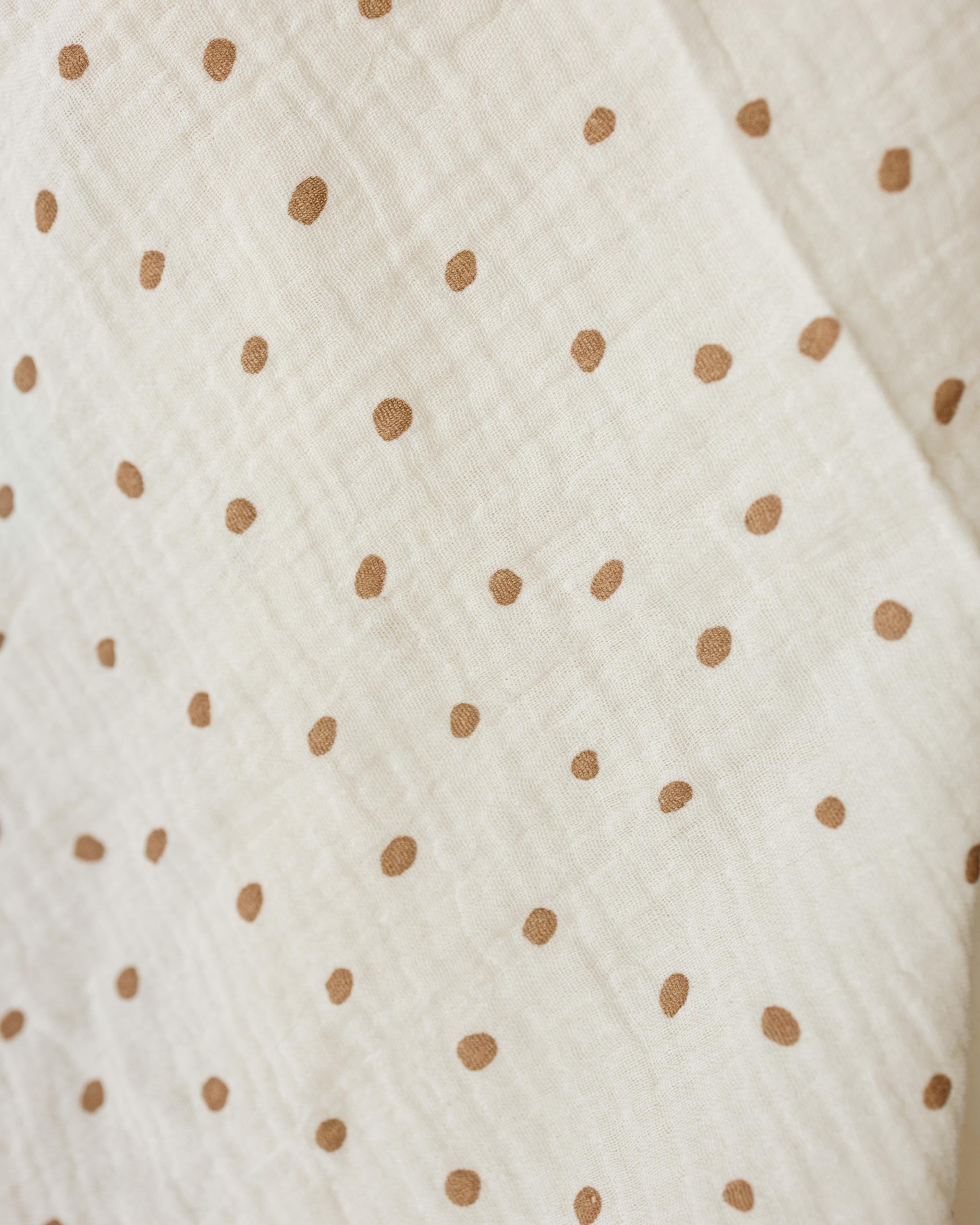 Double-Layer Cotton Muslin Swaddle Blanket – Tan Polka Dot