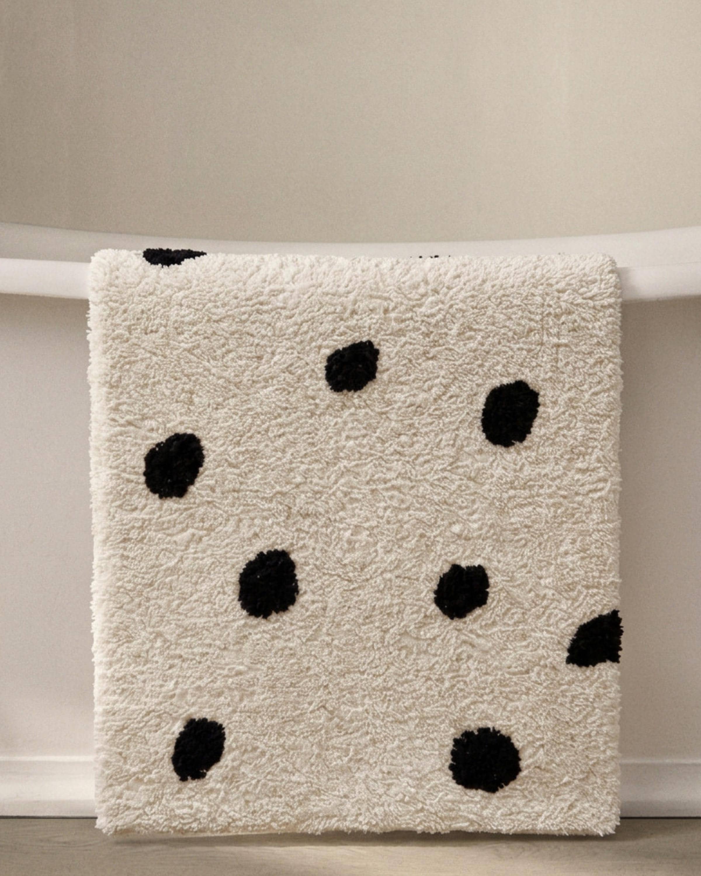 Cream Polka Dot Bath Mat