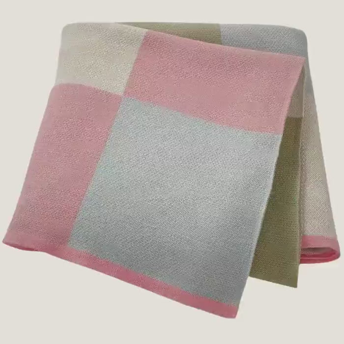Load video: Pastel Checkered Cotton Baby Blanket