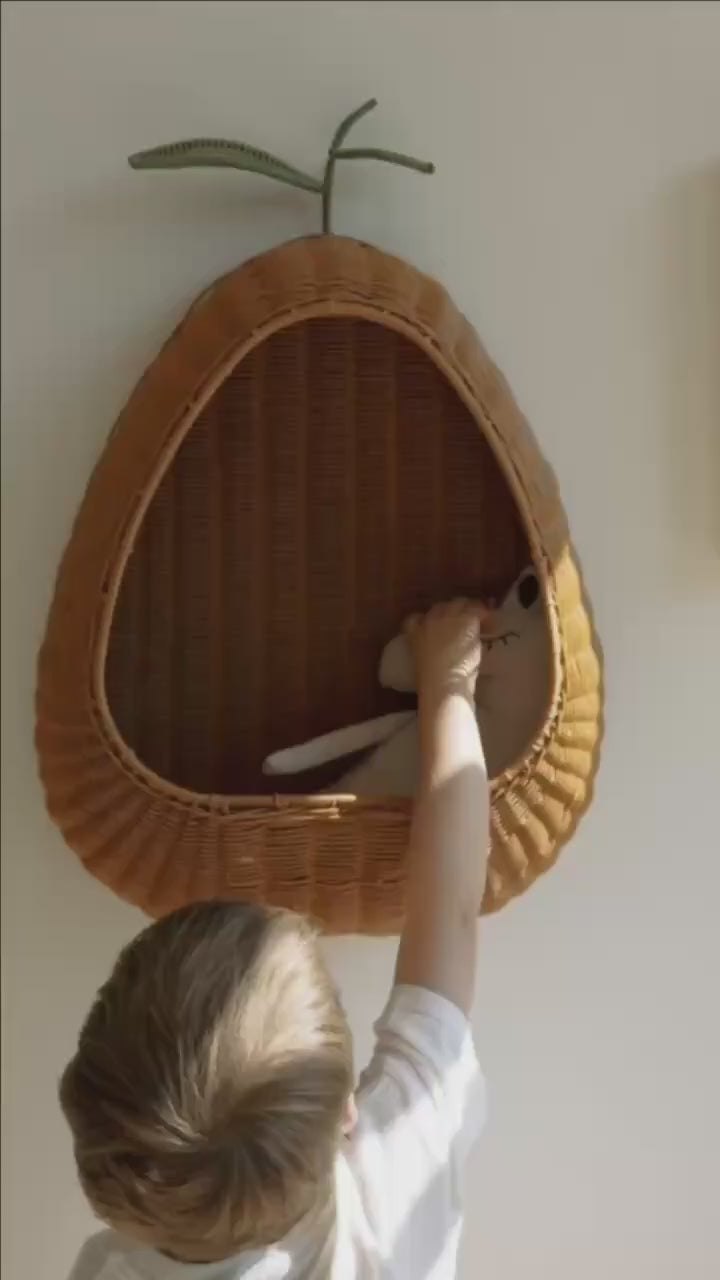 Load video: Pear Wall Basket