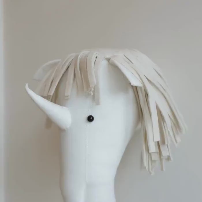 Load video: Luna the Unicorn – Felt Animal Wall Mount
